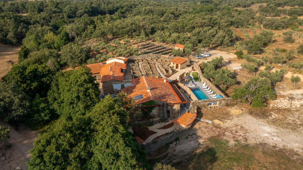 Aqua Et Oleum Hotel Villamiel ภายนอก รูปภาพ